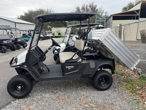 Caja de carga trasera del Cushman Hauler 1200X Gas 2025 en Sea Pines Resort, Hilton Head.
