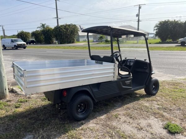 Caja de carga trasera del Cushman Hauler XL ELiTE Lithium Electric 2025 en Pinehurst Country Club