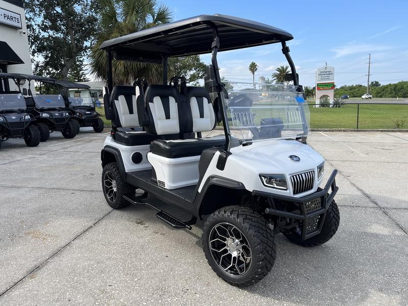 Front angle of 2025 Evolution D5-Maverick 4 electric golf cart