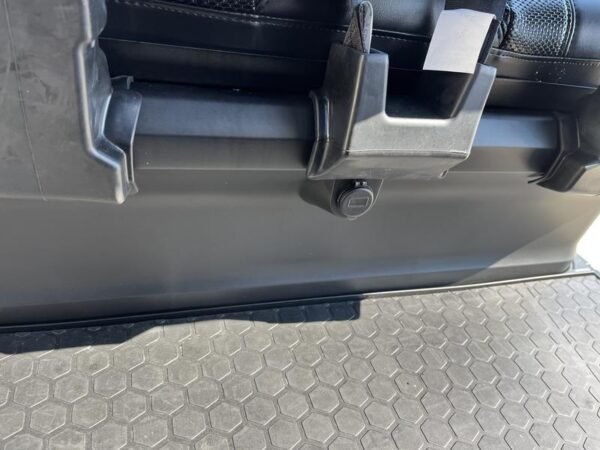 Painel do carrinho de golfe Evolution D5-Ranger 4 Black 2025 disponível na Geórgia com entrega e exportação para todo o país.