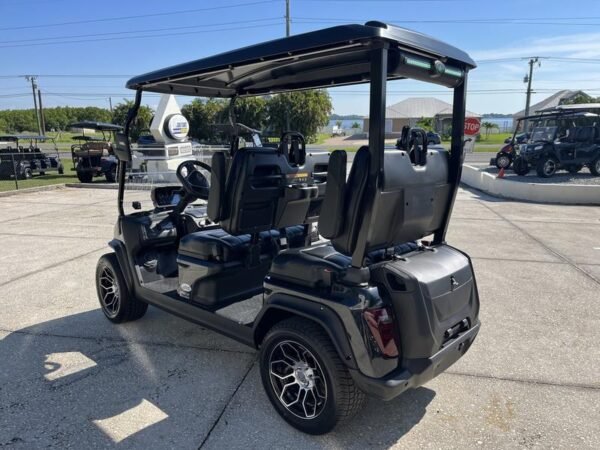 Vista frontal do Evolution D5-Ranger 4 Black 2025 disponível na Geórgia com opções de entrega em todo o país e exportação.