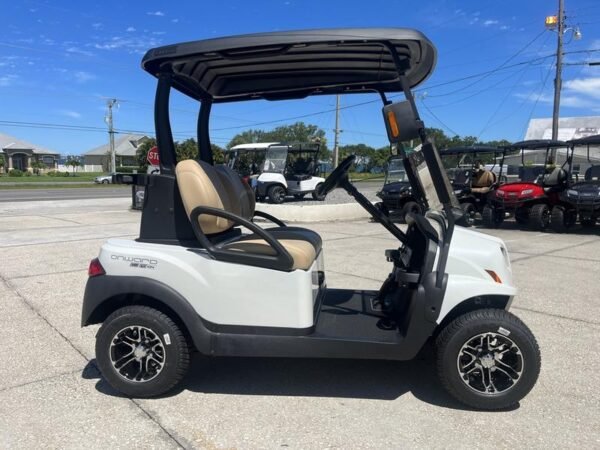 Club Car Onward 2-Sitzer HP Lithium – LED-Frontscheinwerfer Virginia (ab 2025)
