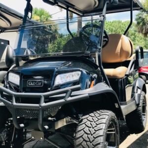 黑色 2026 款 Club Car Onward 升高版四座汽油高尔夫球车侧视图，现于佛罗里达州出售，可全国配送。