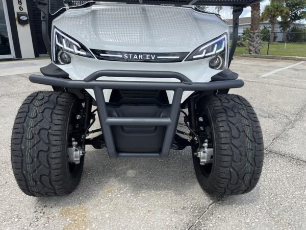 Tablero y controles del Star EV J-Model 4+2 2026 levantado en Columbus, Ohio.
