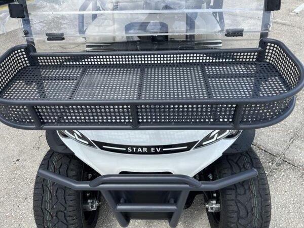 Vista trasera del Star EV J-Model 4+2 2026 levantado en Muirfield Village en Columbus.