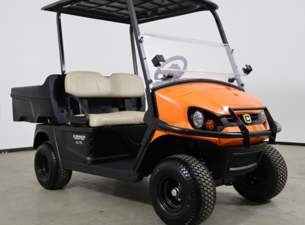 2025 Cushman Hauler 800 ELiTE Lithium Utility Vehicle – Flame Red — photo 2