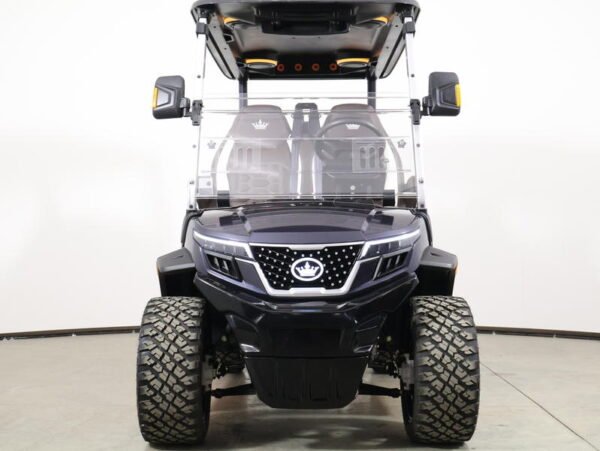Front view of the Evolution D-MAX XT4