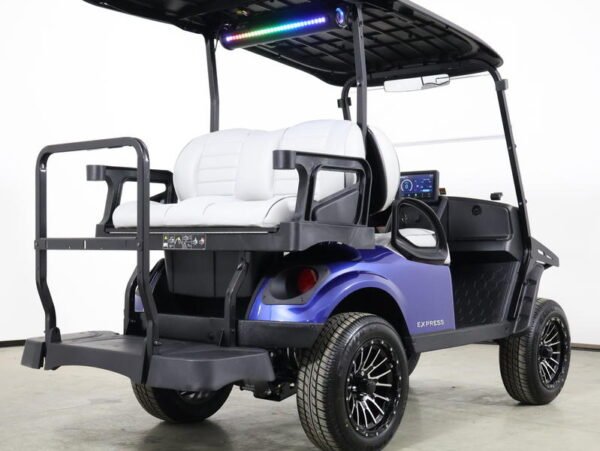 2026 E-Z-GO Express 4 Summit XT 13.5 HP EFI Gas 4-Passenger Golf Cart — photo 10