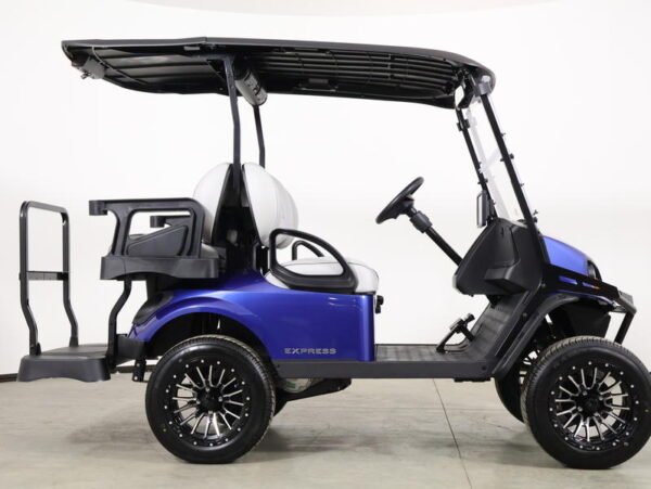 2026 E-Z-GO Express 4 Summit XT 13.5 HP EFI Gas 4-Passenger Golf Cart — photo 11