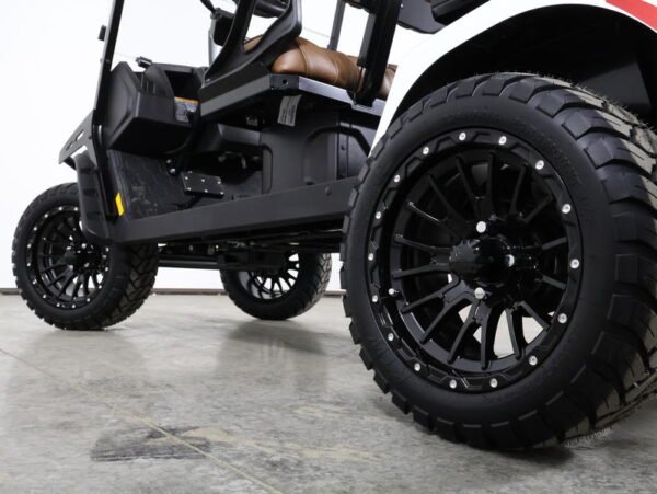 2026 EZ-GO Liberty Summit XT ELiTE Lithium 4-Sitzer Golfwagen — Foto 7