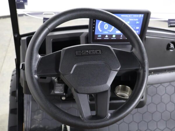 2026 EZ-GO Liberty Summit XT ELiTE Lithium 4-Sitzer Golfwagen — Foto 5