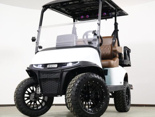 2026 E-Z-GO RXV 4 Summit XTL ELiTE Lithium 4-Passenger Golf Cart — photo 3