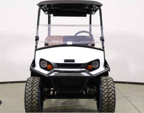 2026 E-Z-GO Liberty Summit XT ELiTE Lithium 4-Passenger Golf Cart — photo 12