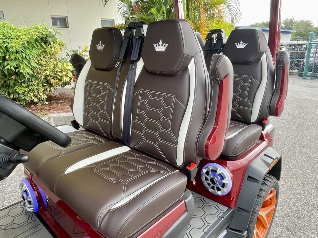 Forward-facing seats on an Evolution D-Max XT4